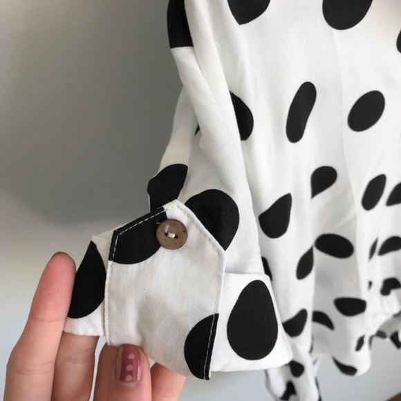 Love Notes Polka‎ Dot Tie Front Button Up Blouse size Small lightweight bohemian - Picture 3 of 9